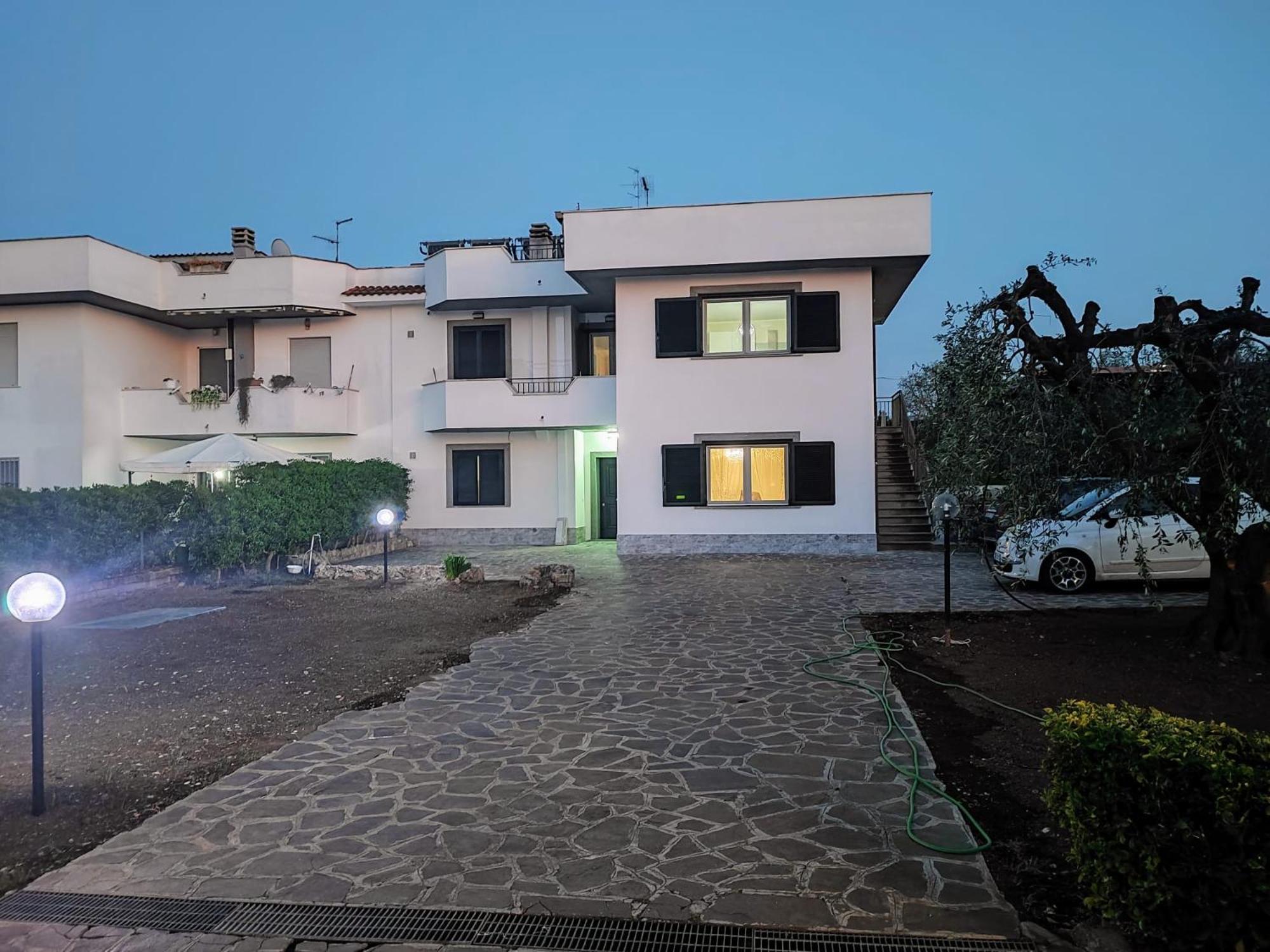 Al Tredici Apartment Ardea Bagian luar foto